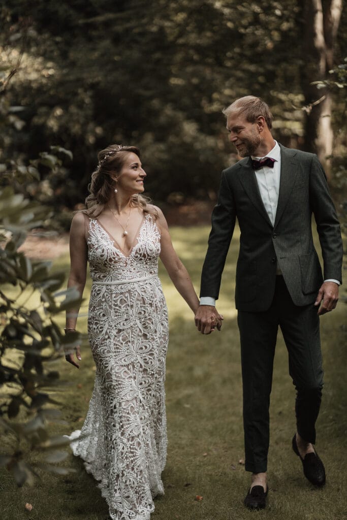 Precious wedding dress Vindress Colormix Regular Long V-neck New (Un-Altered) Natural Size 38