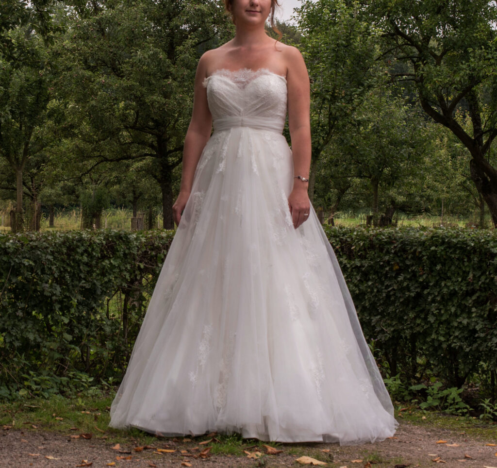 Sell a wedding dress online